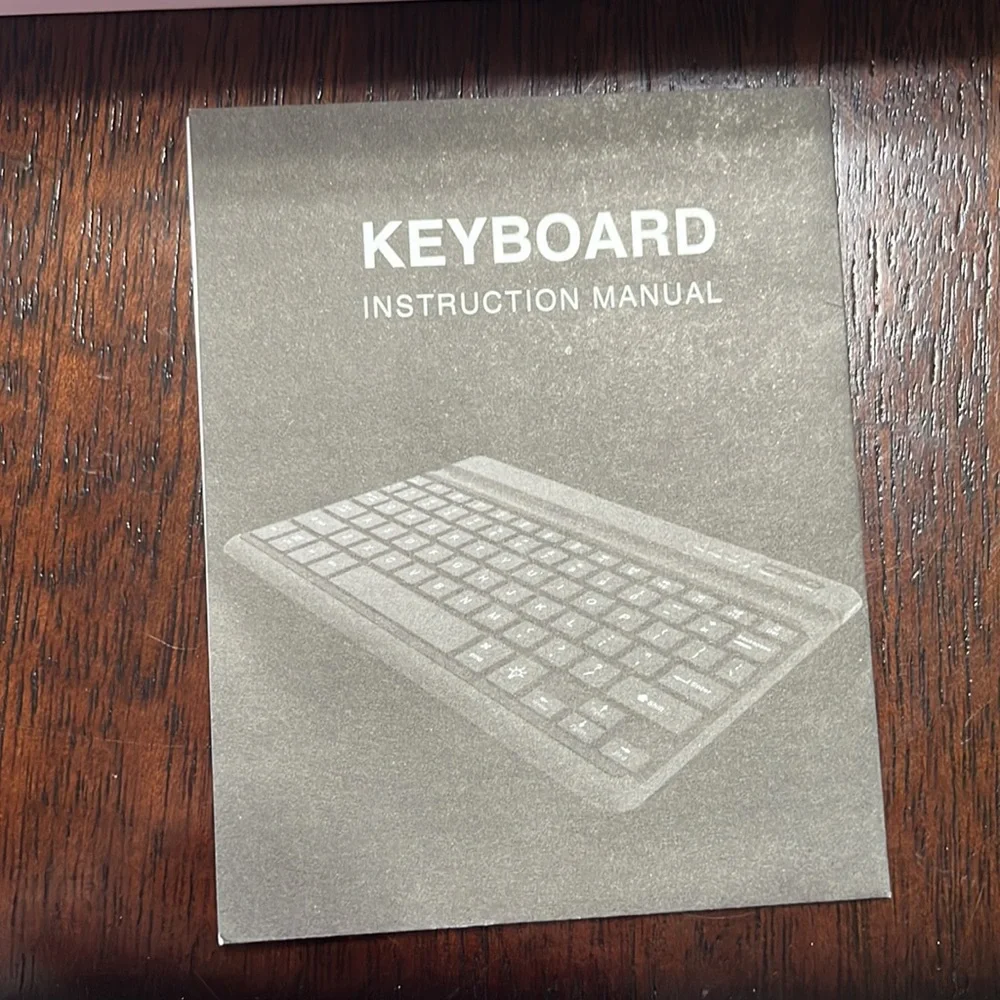 I pad pro 256 GB Wi-Fi rose gold with case, keyboard, and pencil